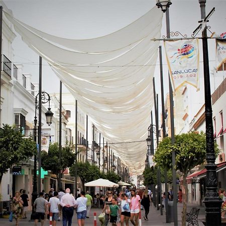 Апартаменти Convento De La Victoria Junto Al Cabildo Con Wifi Y Parking Gratis Санлукар-де-Баррамеда Екстер'єр фото
